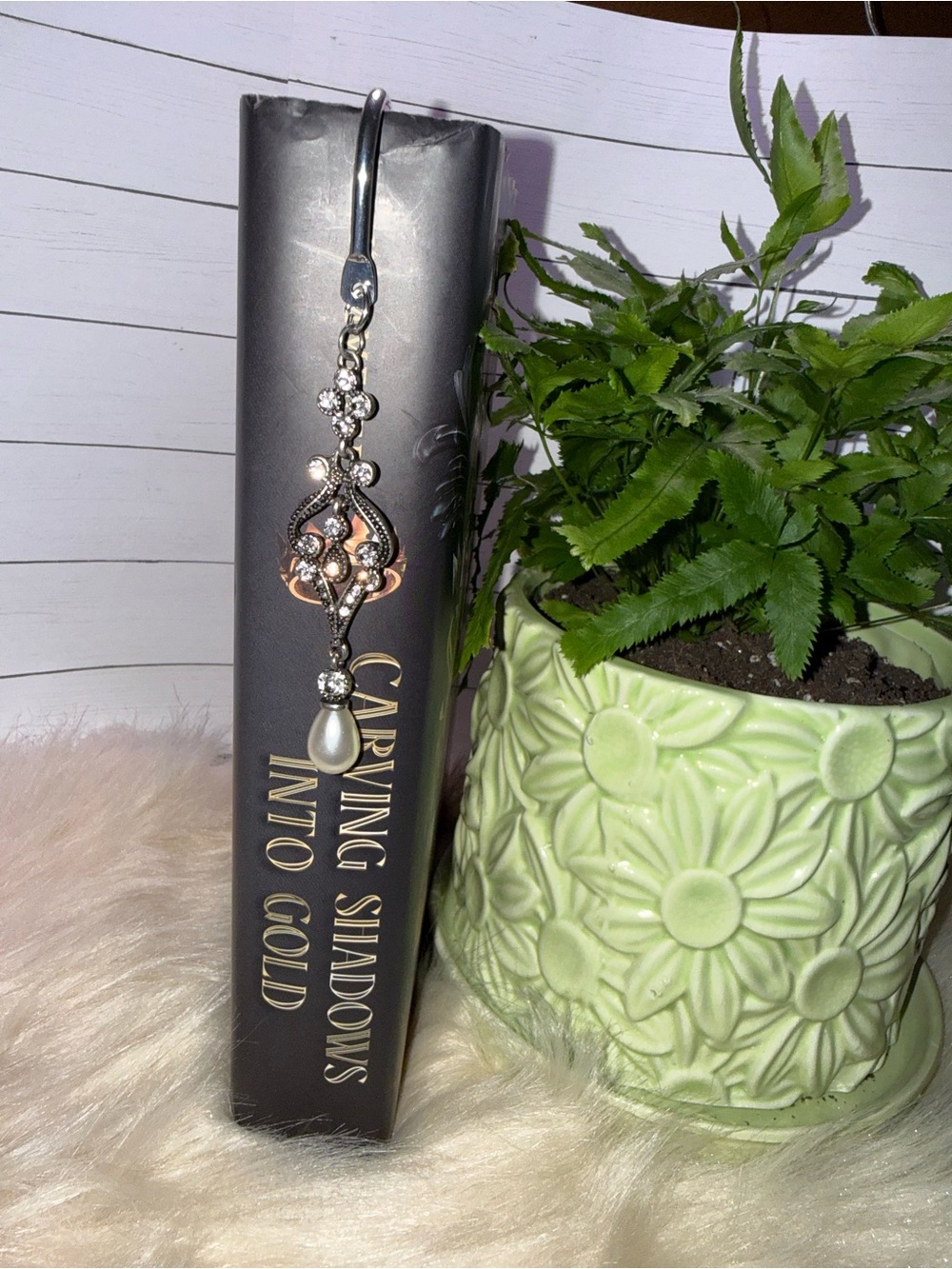 Elegant Pearl Drop Bookmark with Crystal Accents
